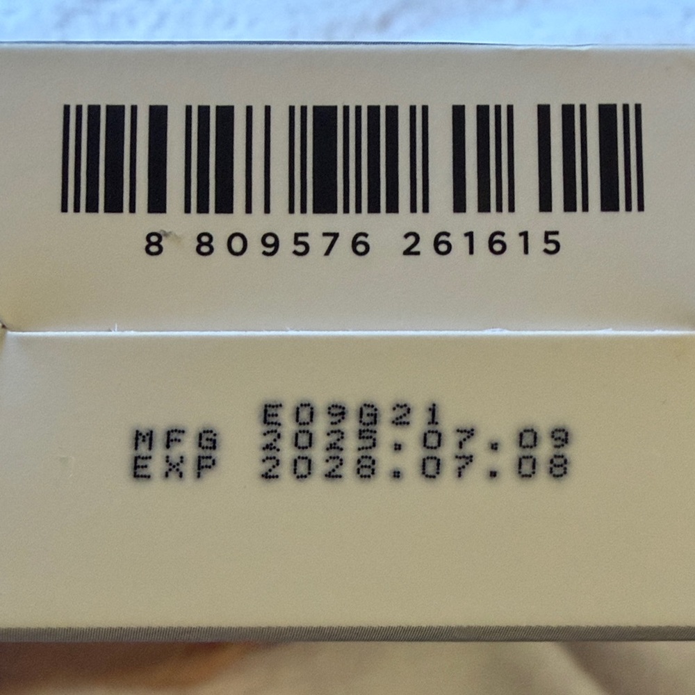 SKIN1004 Madagascar Centella Tone Brightening Capsule Cream - SEALED. BNIB - Picture 4 of 5